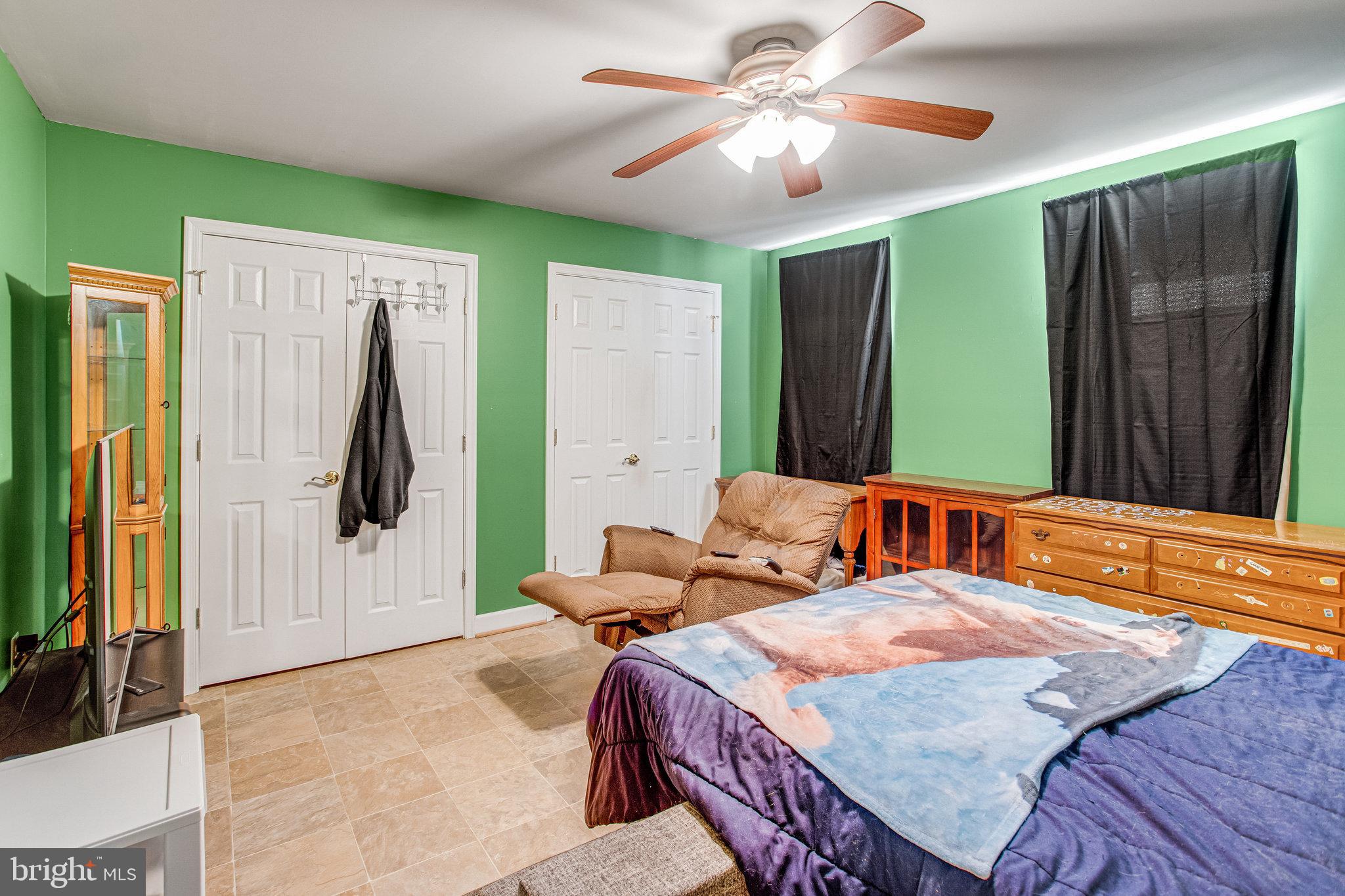 MACKENZIE MEADOWS - Residential