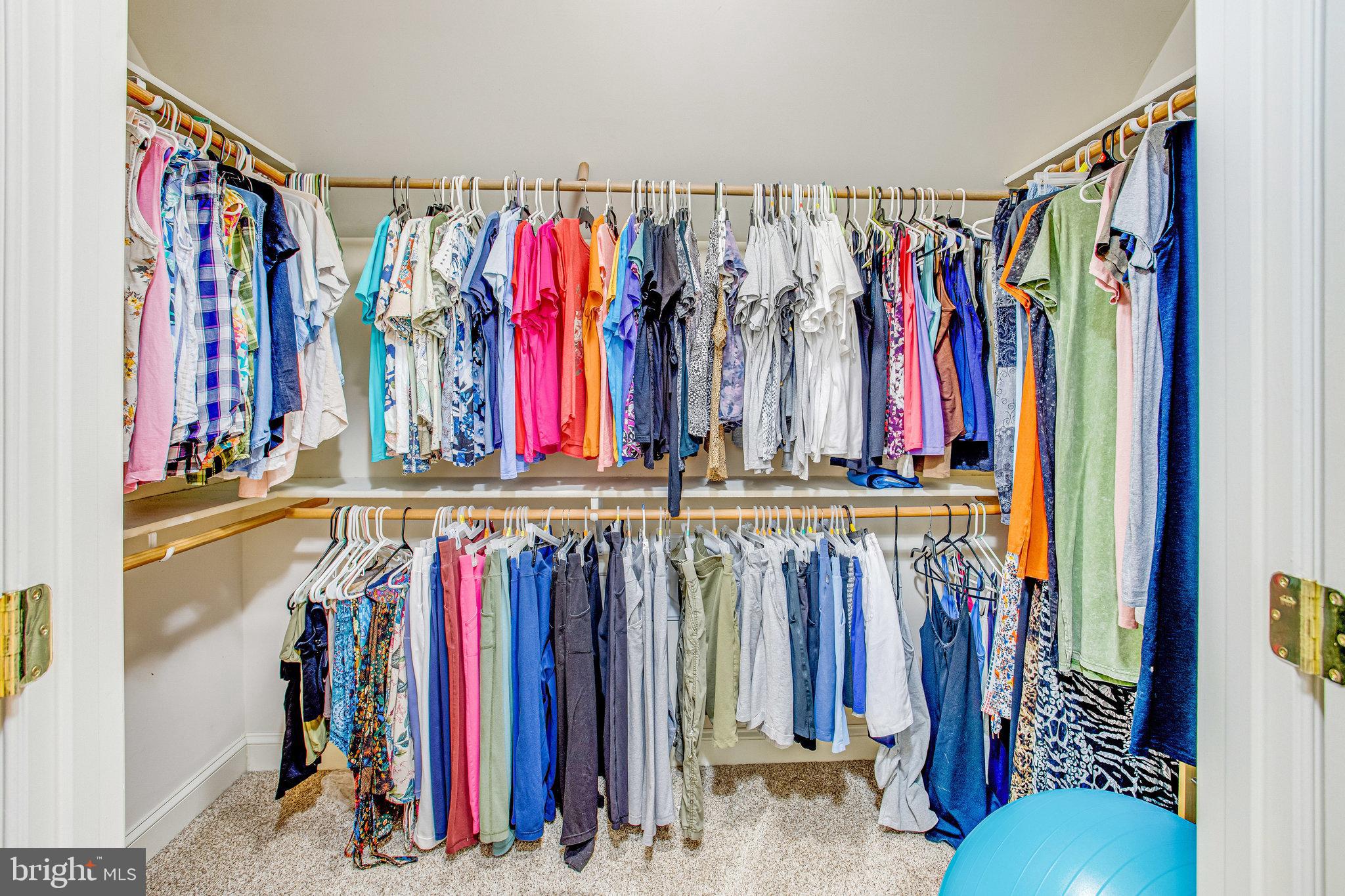 MACKENZIE MEADOWS - Residential