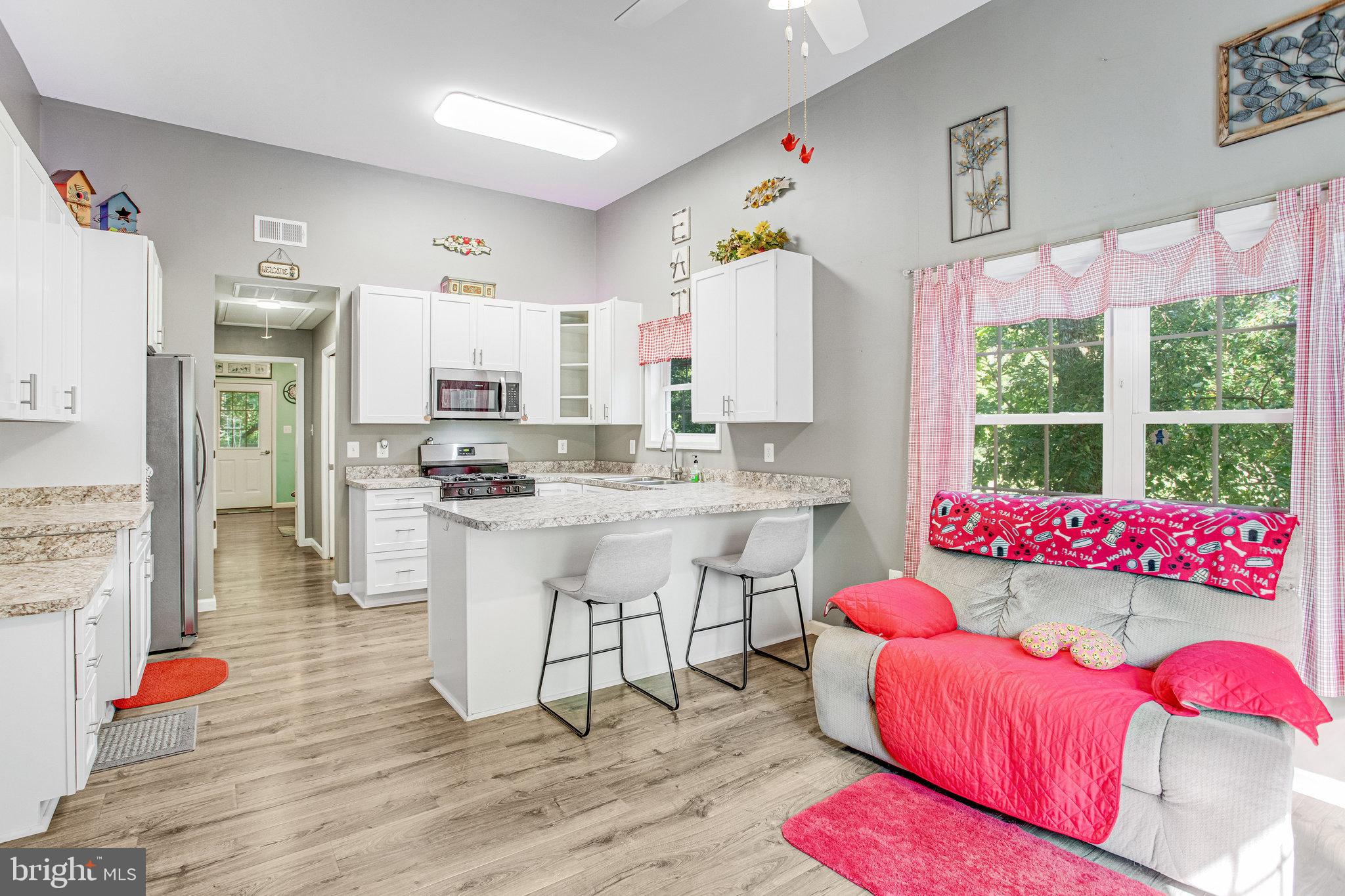 MACKENZIE MEADOWS - Residential