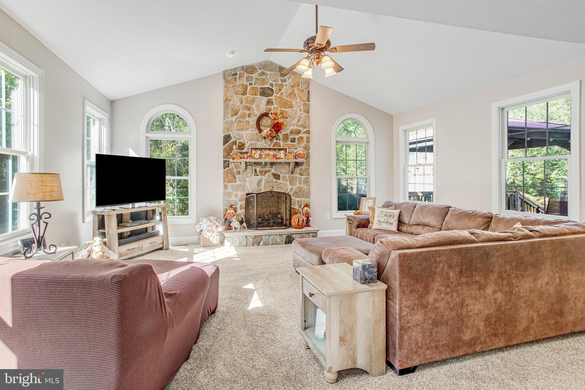 MACKENZIE MEADOWS - Residential