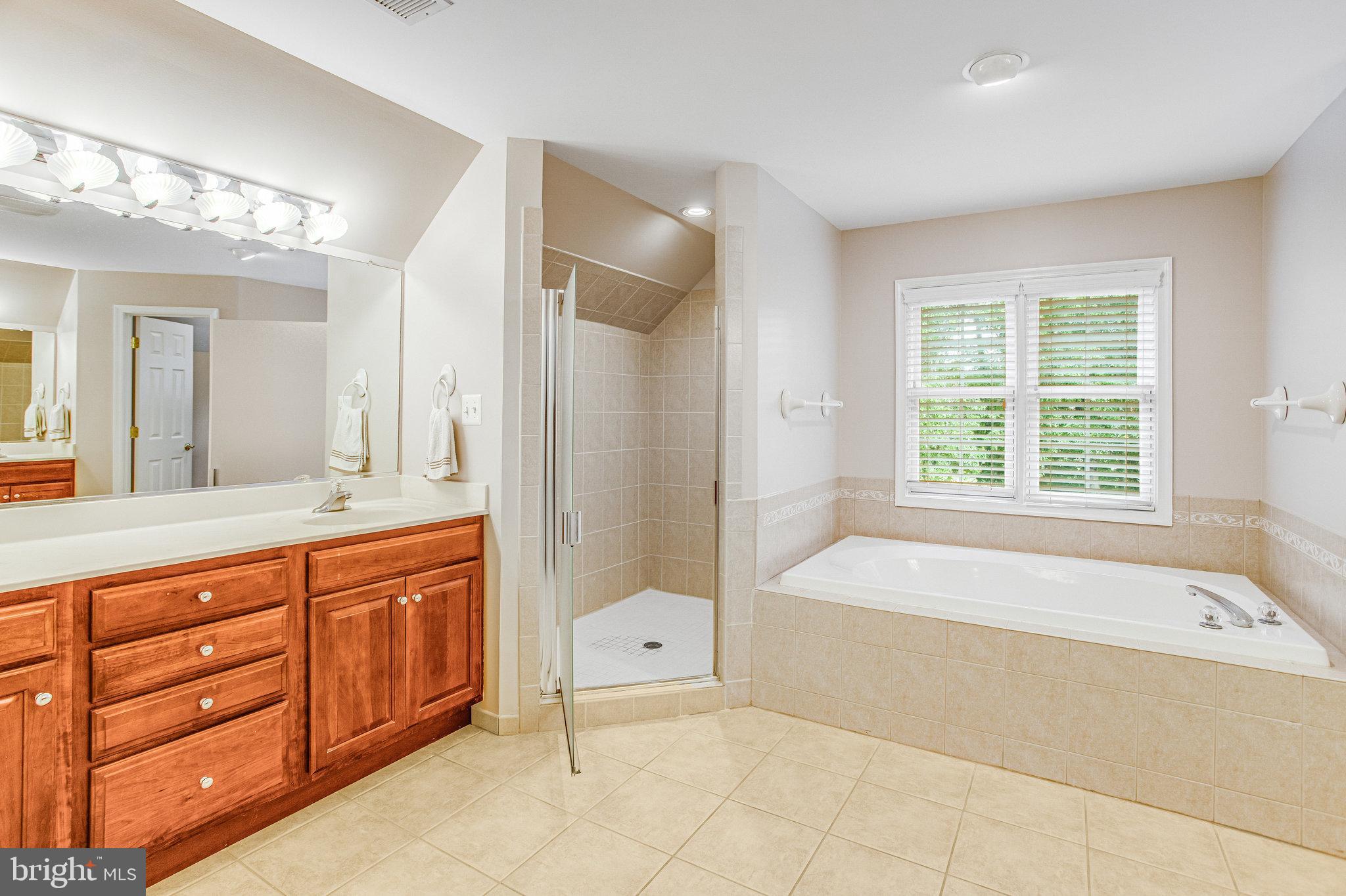 MACKENZIE MEADOWS - Residential