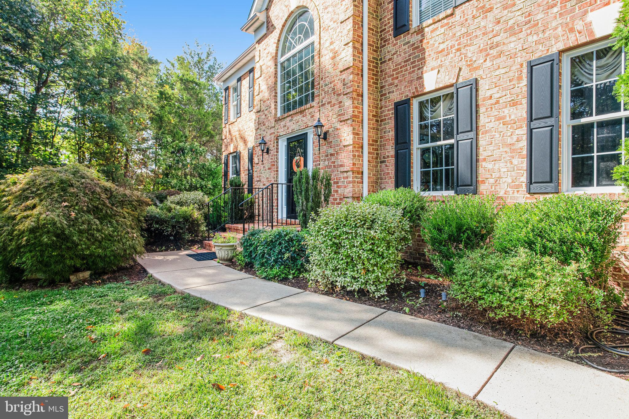 MACKENZIE MEADOWS - Residential