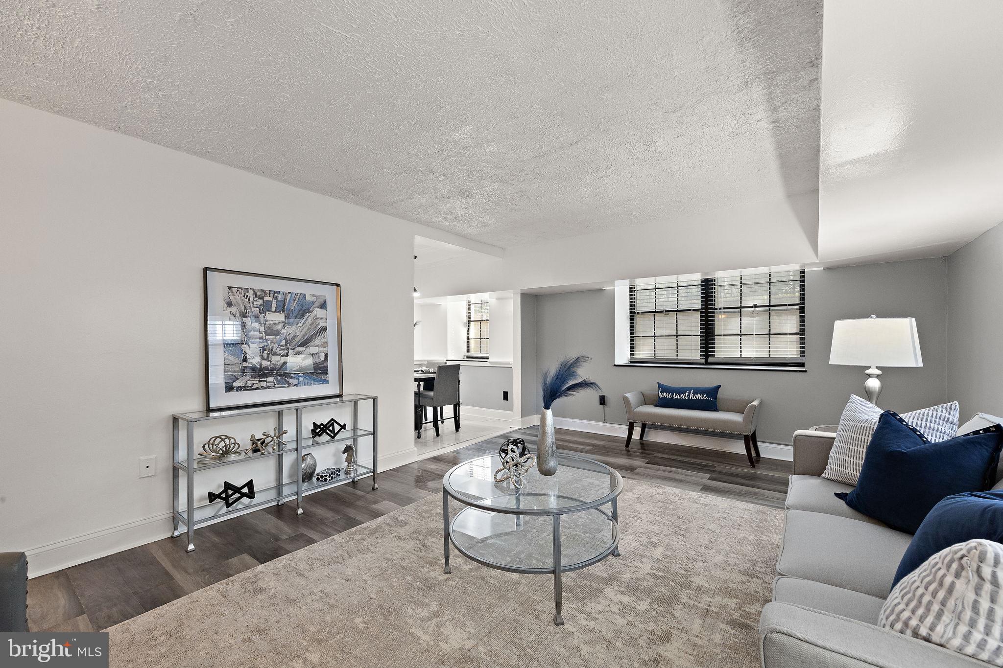 TROLLEY SQUARE - Residential