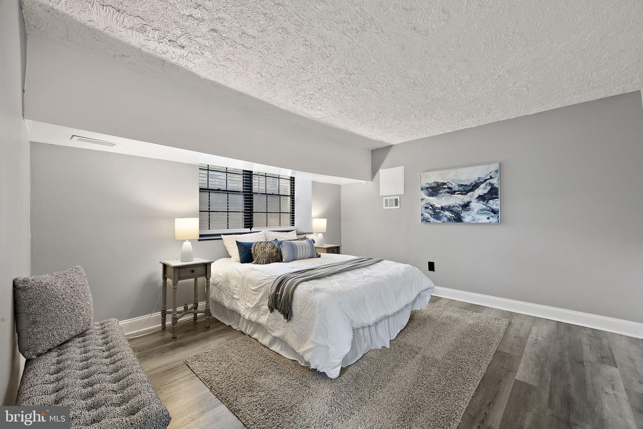 TROLLEY SQUARE - Residential