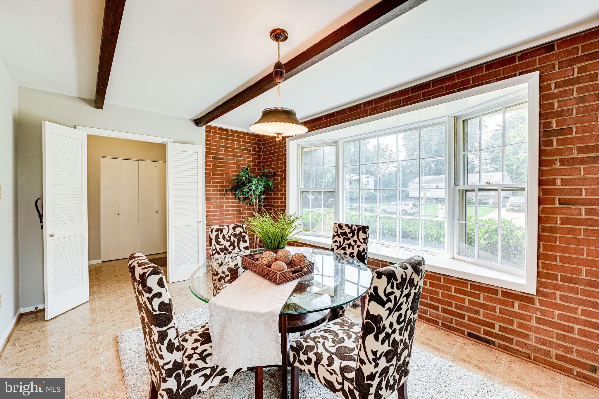 STONEWALL MANOR - Residential Lease