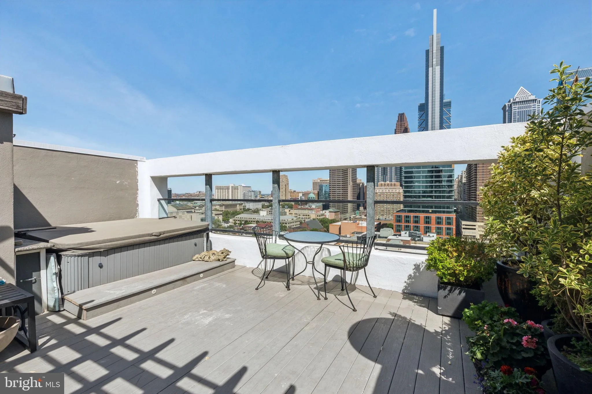 Philadelphia, Pennsylvania 19103, United States, 3 Bedrooms Bedrooms, ,2 BathroomsBathrooms,Residential,Active,127298