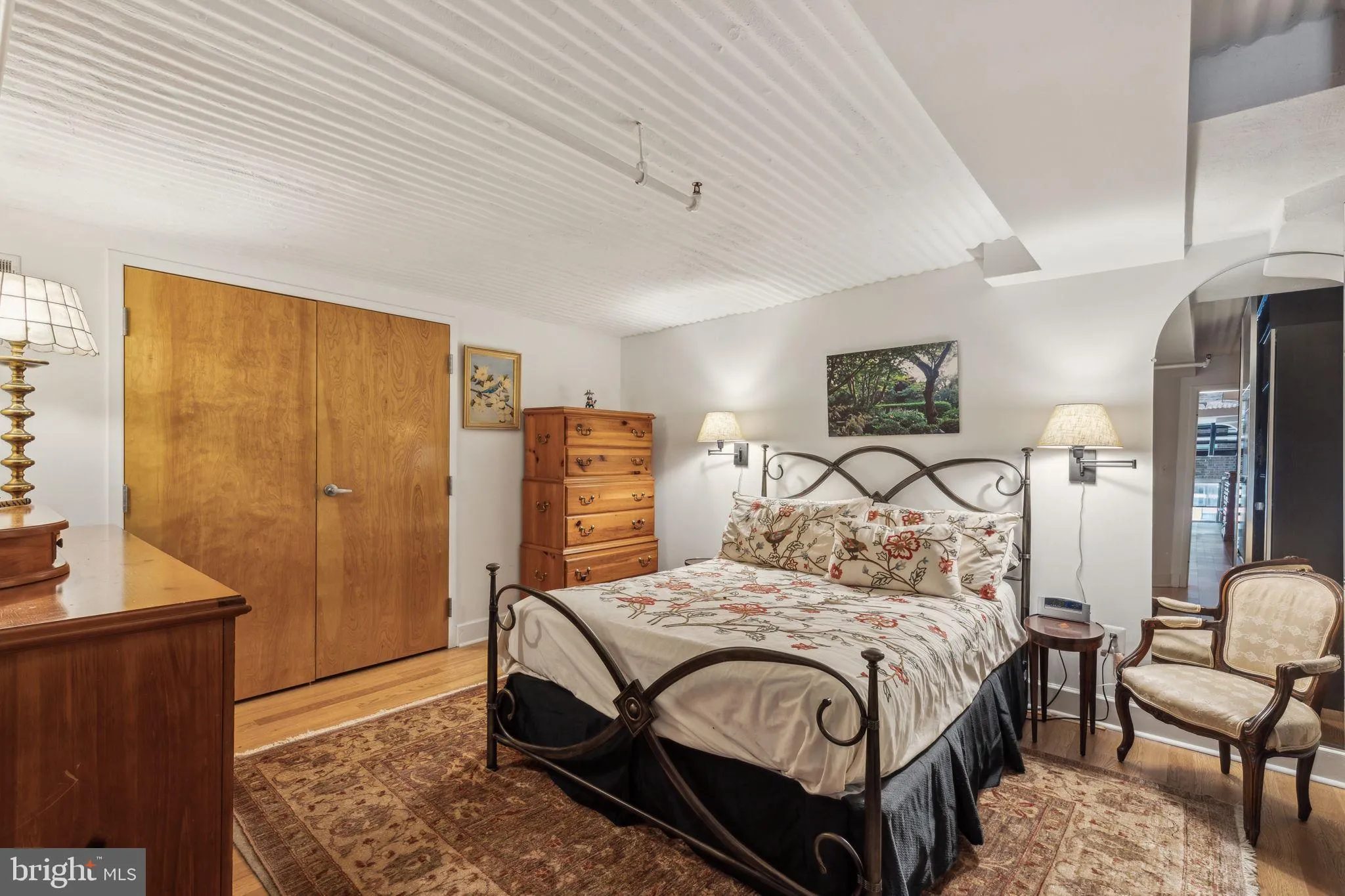 Philadelphia, Pennsylvania 19103, United States, 3 Bedrooms Bedrooms, ,2 BathroomsBathrooms,Residential,Active,127298