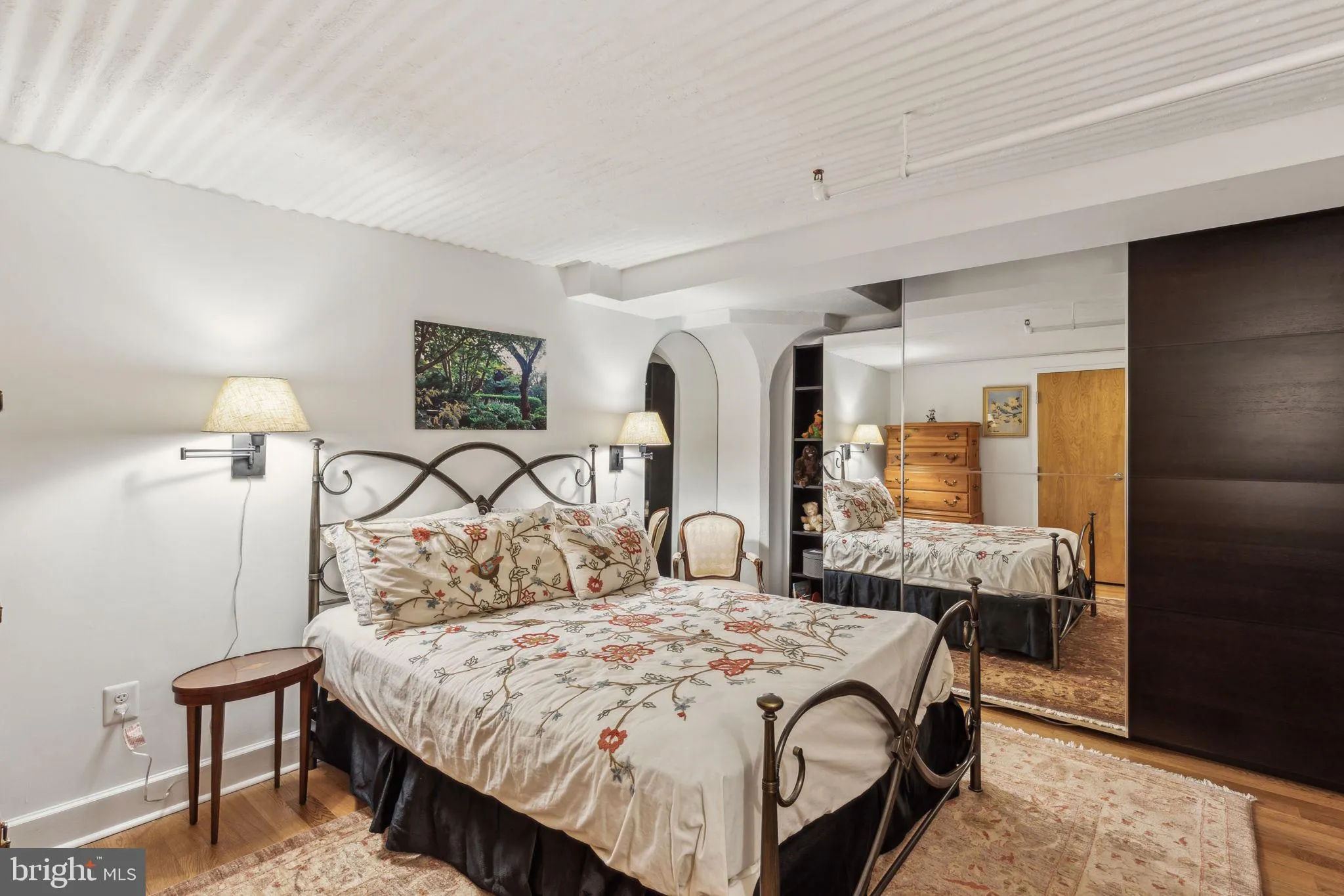 Philadelphia, Pennsylvania 19103, United States, 3 Bedrooms Bedrooms, ,2 BathroomsBathrooms,Residential,Active,127298