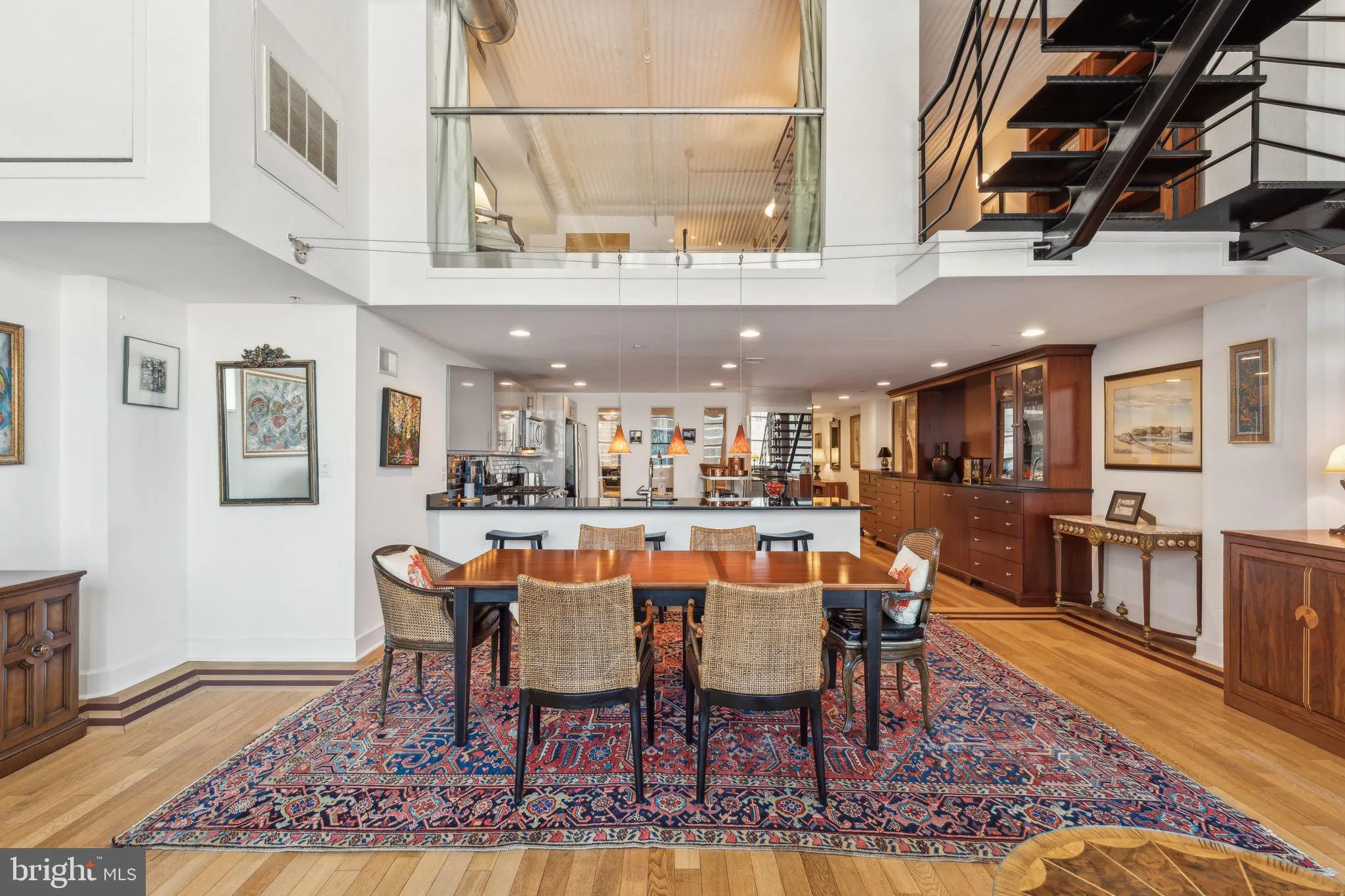 Philadelphia, Pennsylvania 19103, United States, 3 Bedrooms Bedrooms, ,2 BathroomsBathrooms,Residential,Active,127298