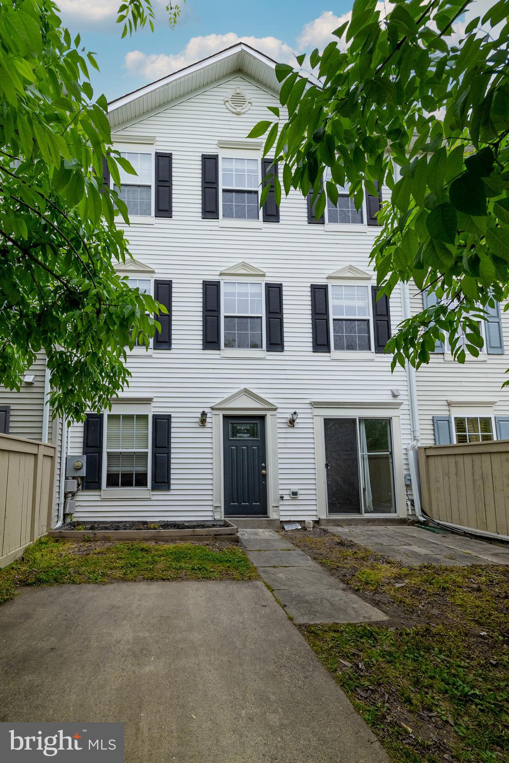 Conveniently located just 5 minutes from the Golden Mile, come home to this well maintained, sunlit townhome in the desirable neighborhood of Taskers Chance! When you open the door, you're greeted by an open floor plan and a chef-inspired stainless kitchen. The second level features two spacious bedrooms, a full bathroom, and a laundry closet. Head upstairs for the oversized owner's suite complete with a dual vanity in the bathroom and a walk in closet!