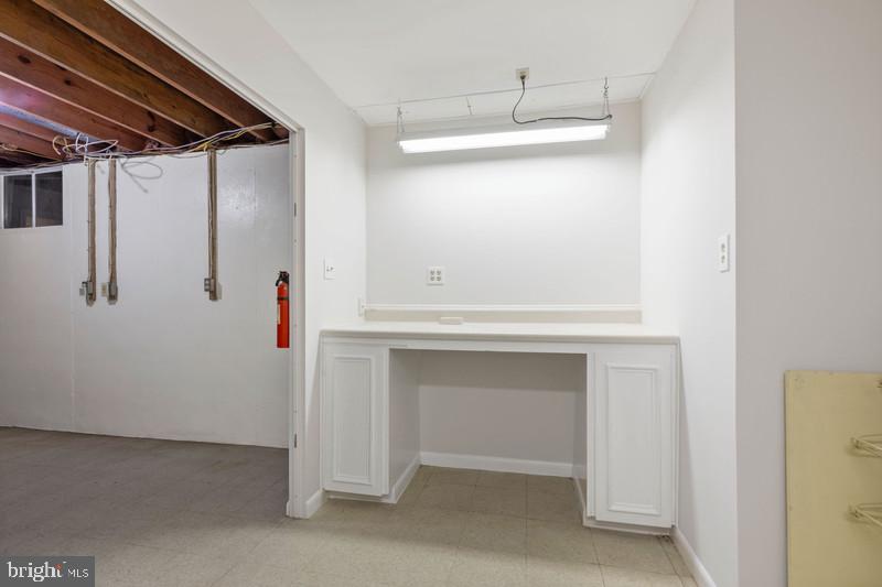 FOXHALL - Residential