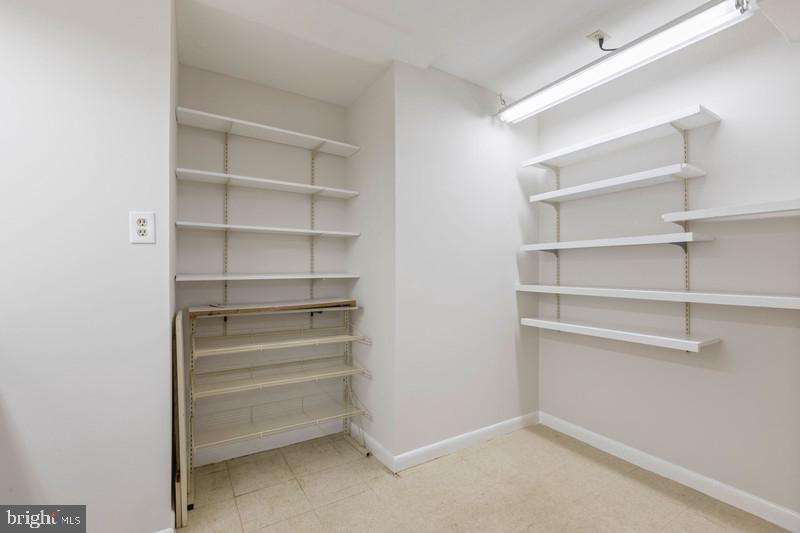 FOXHALL - Residential