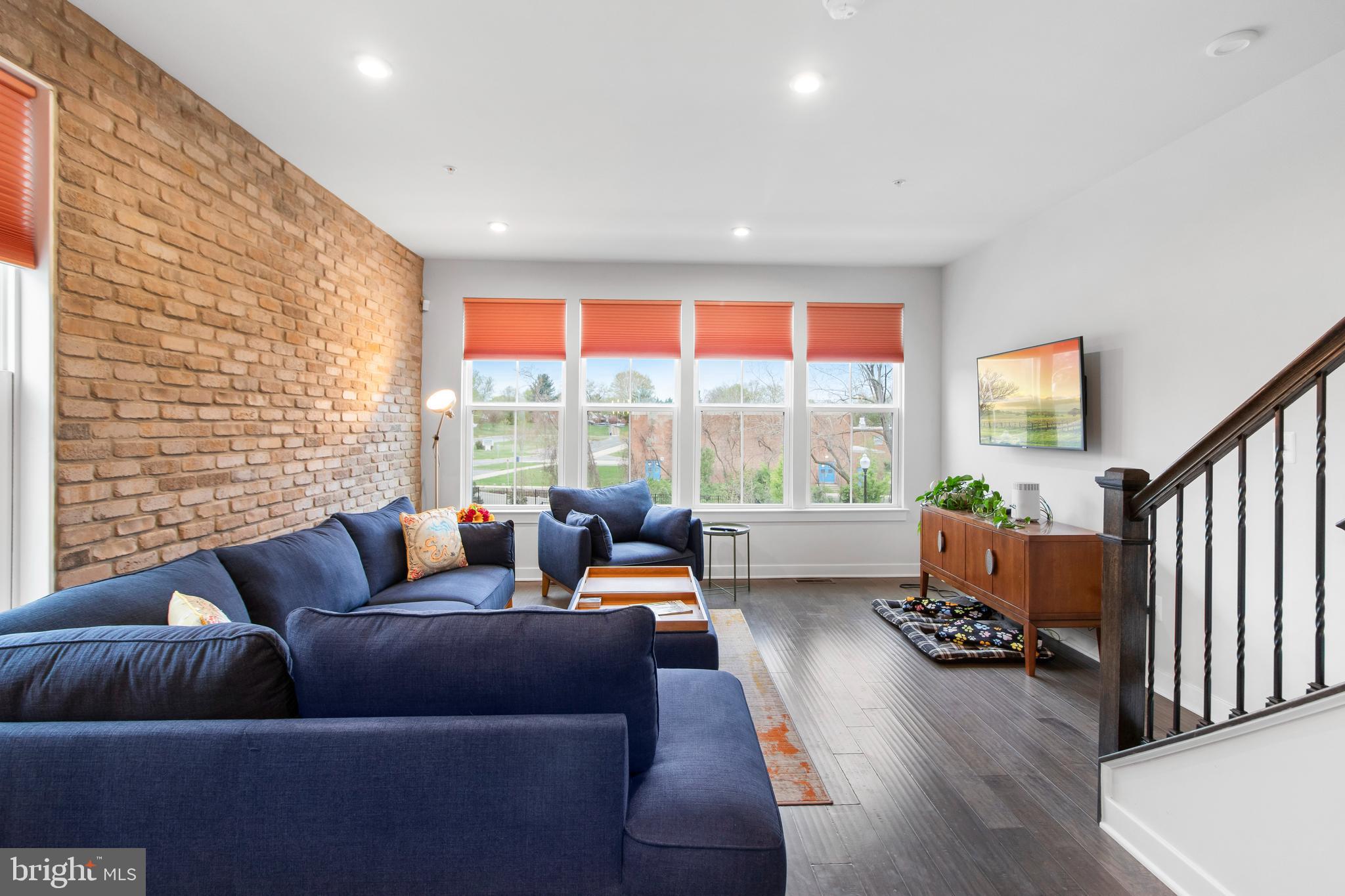 EDITORS PARK - Residential