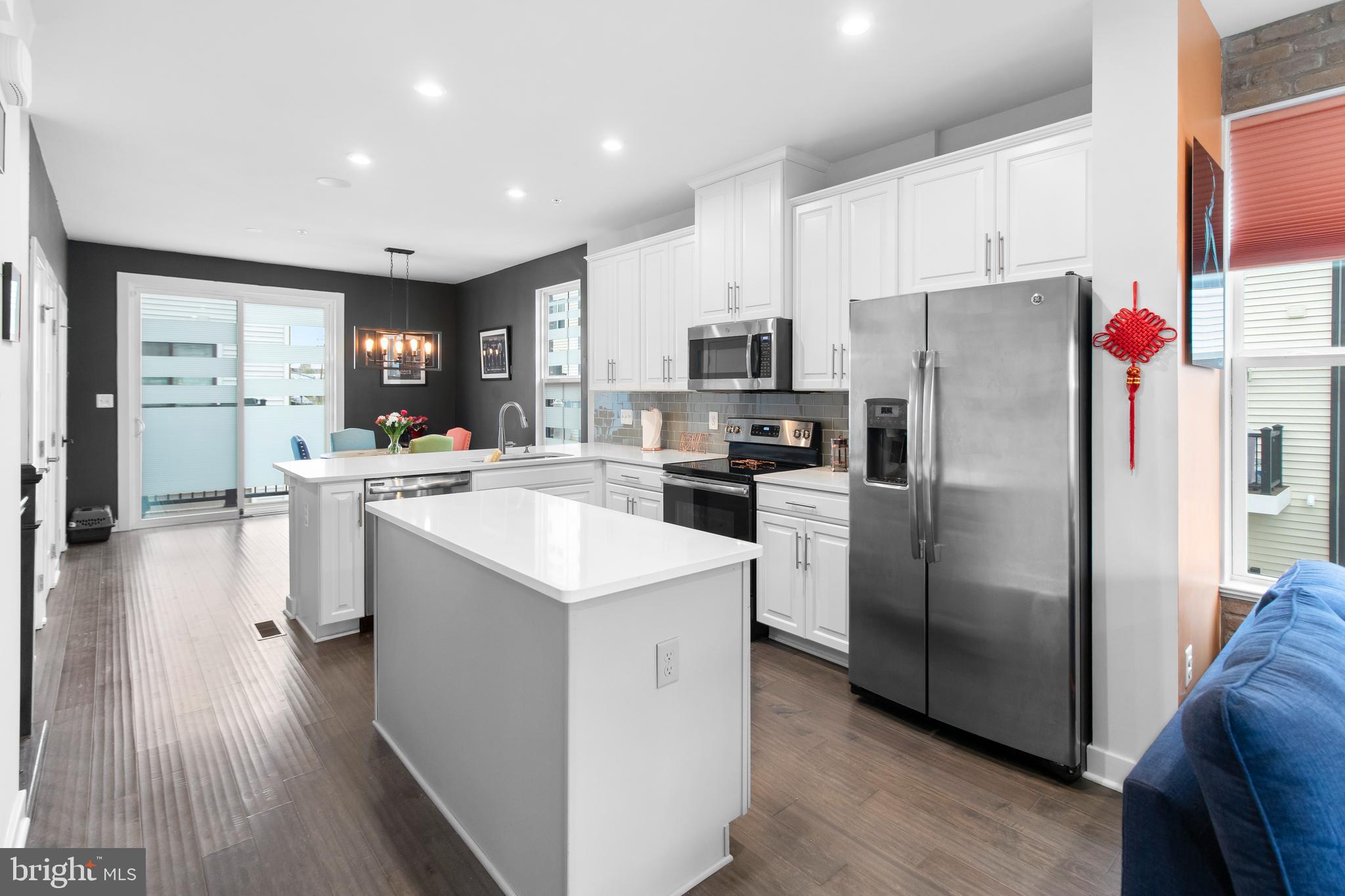 EDITORS PARK - Residential