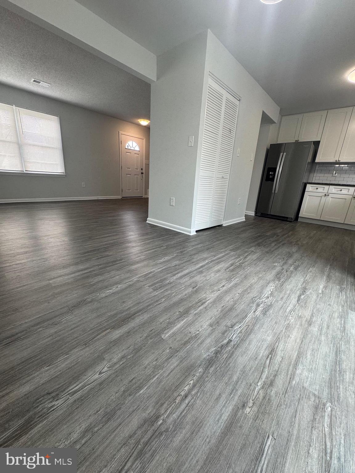 LAKE RIDGE - Residential Lease