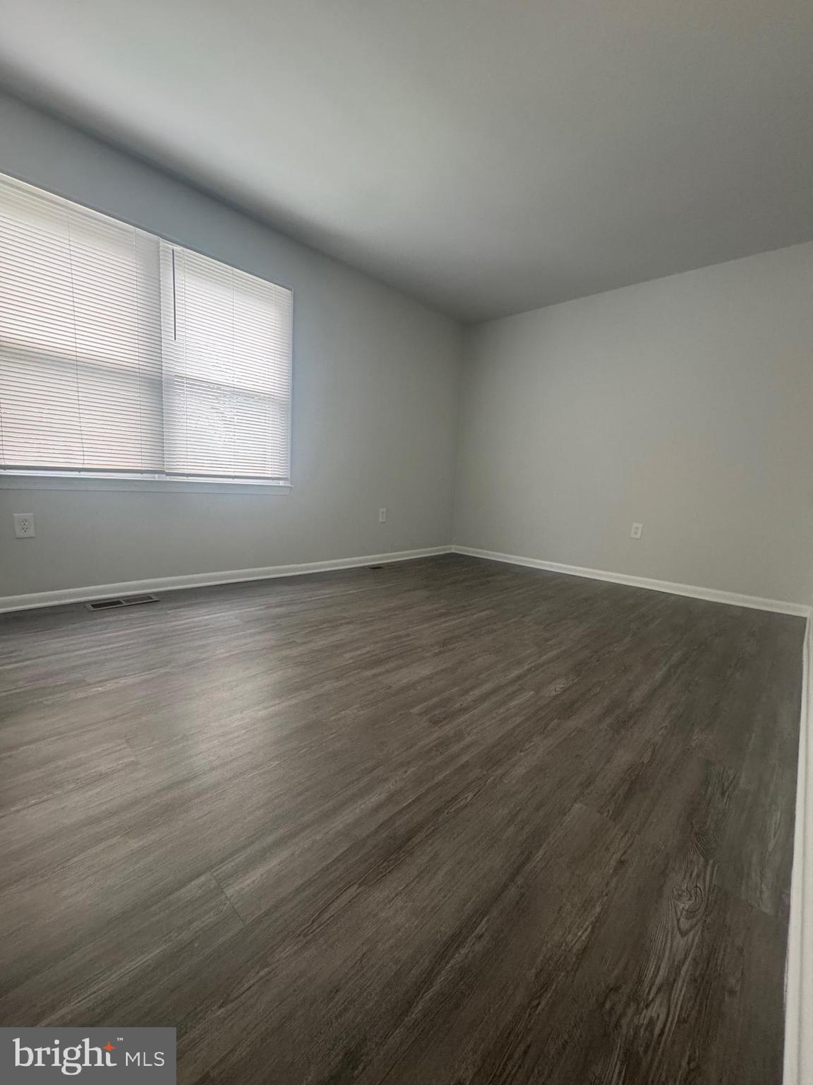 LAKE RIDGE - Residential Lease