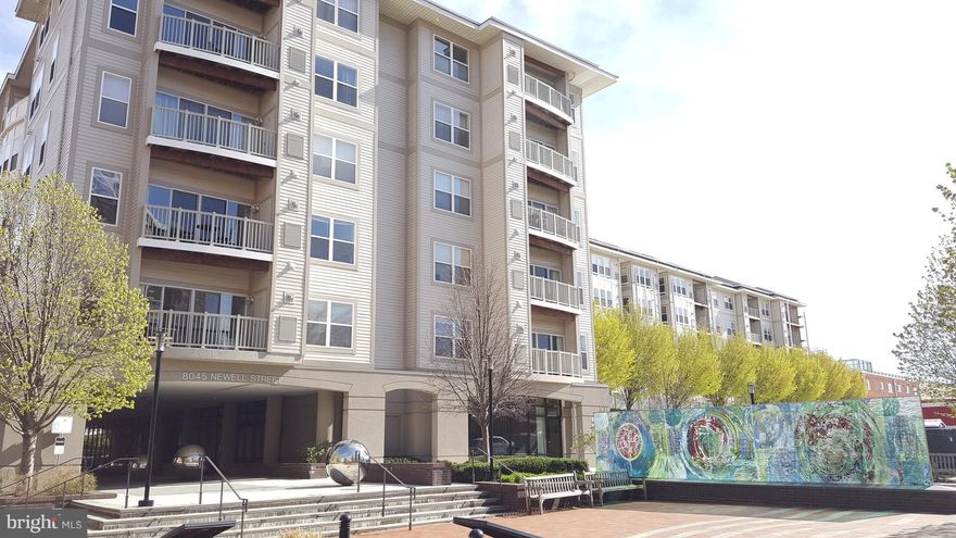 Open floor plan condo in great location with granite counters & ss appliances in kitchen, large bedroom with a walk in closet, large bathroom, sun area off living room and separate den/office. Steps away from Silver Spring Metro, restaurants, shopping and more.** We have an in-house Maint Dept for QUICK repair response/ 24 hrs emergency.  * AGENTS read the Agent Private remarks please !!!