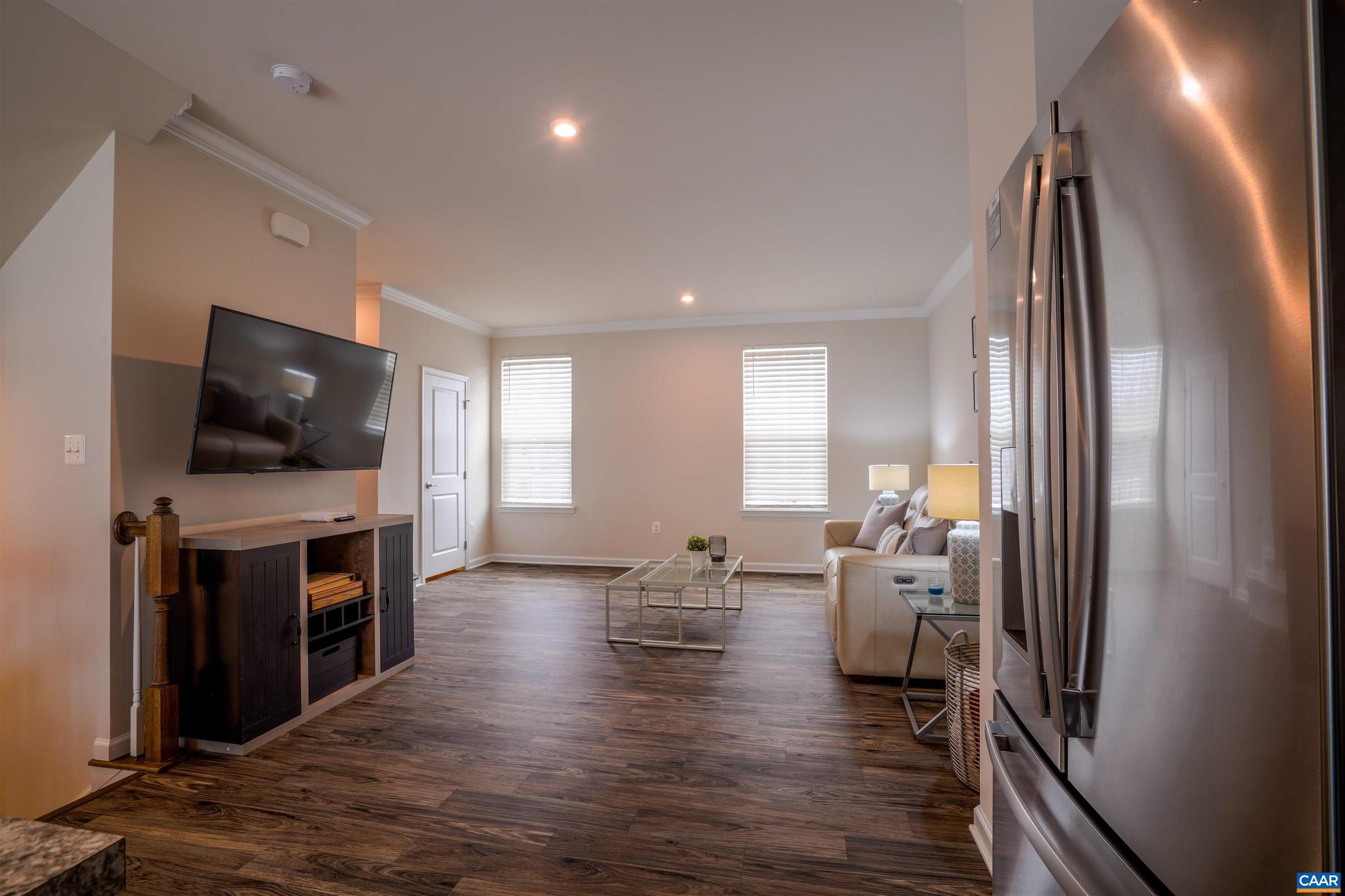 VILLAGE OAKS - Residential