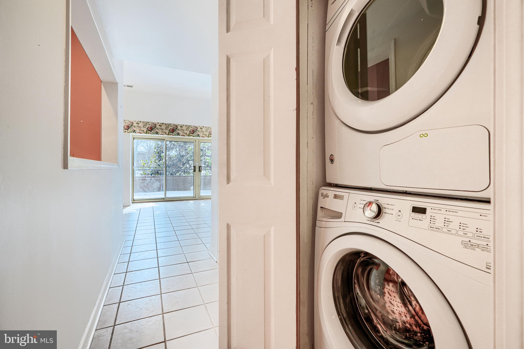 ROLAND PARK - Residential