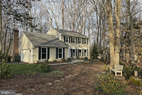 Photo of 11415 Whispering Dove Place, MANASSAS, VA 20112 (MLS # VAPW2114176)