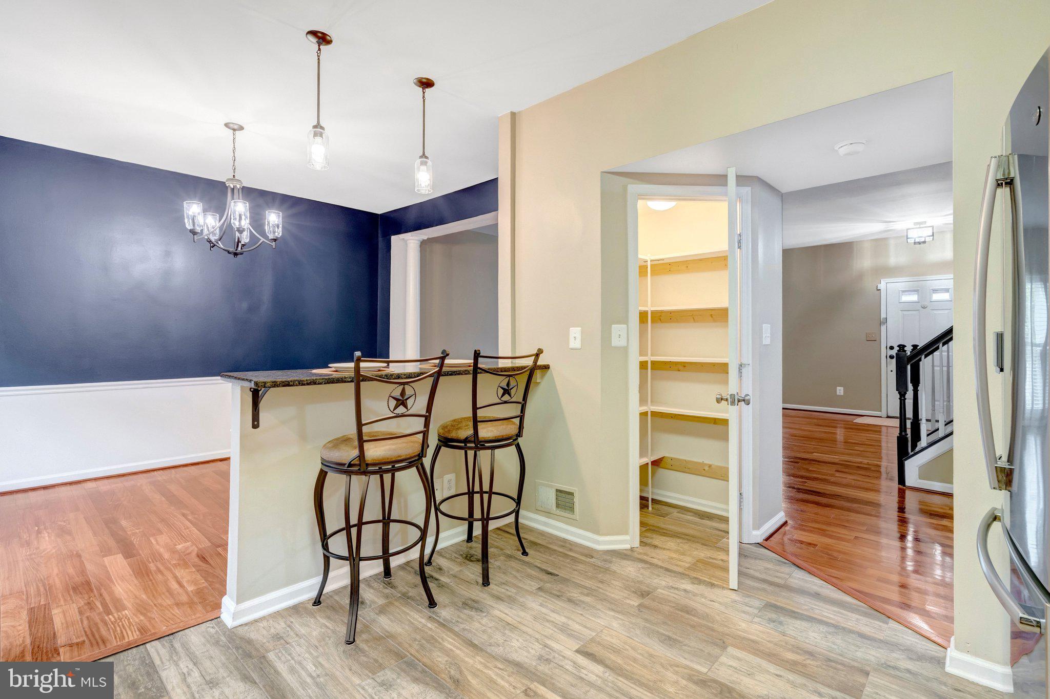 COMPTON VILLAGE - Residential