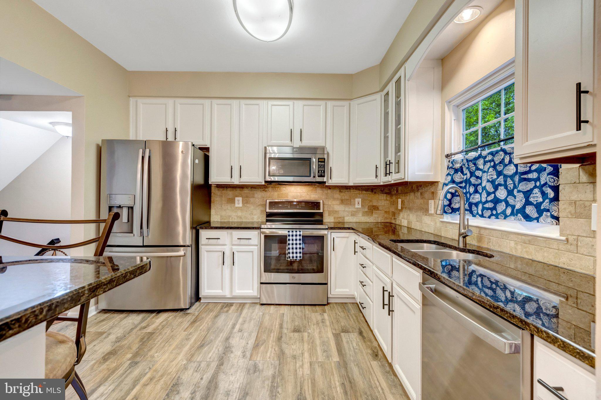 COMPTON VILLAGE - Residential