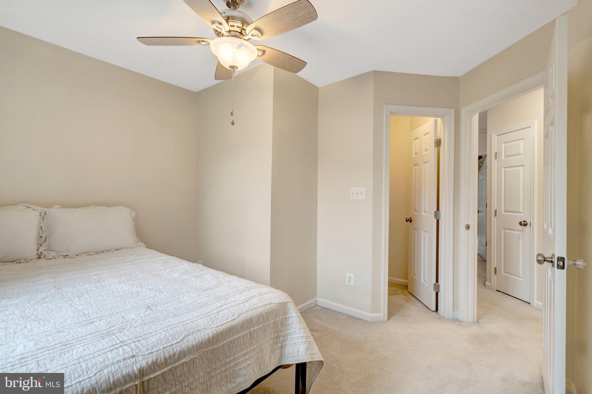 COMPTON VILLAGE - Residential