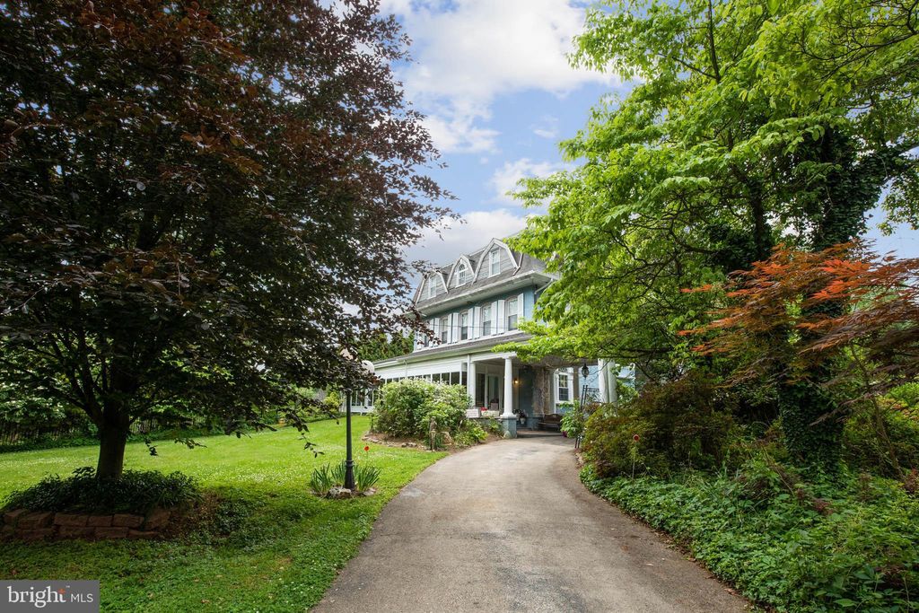 Photo of 728 Conshohocken State Road, PENN VALLEY, PA 19072 (MLS # PAMC2175204)