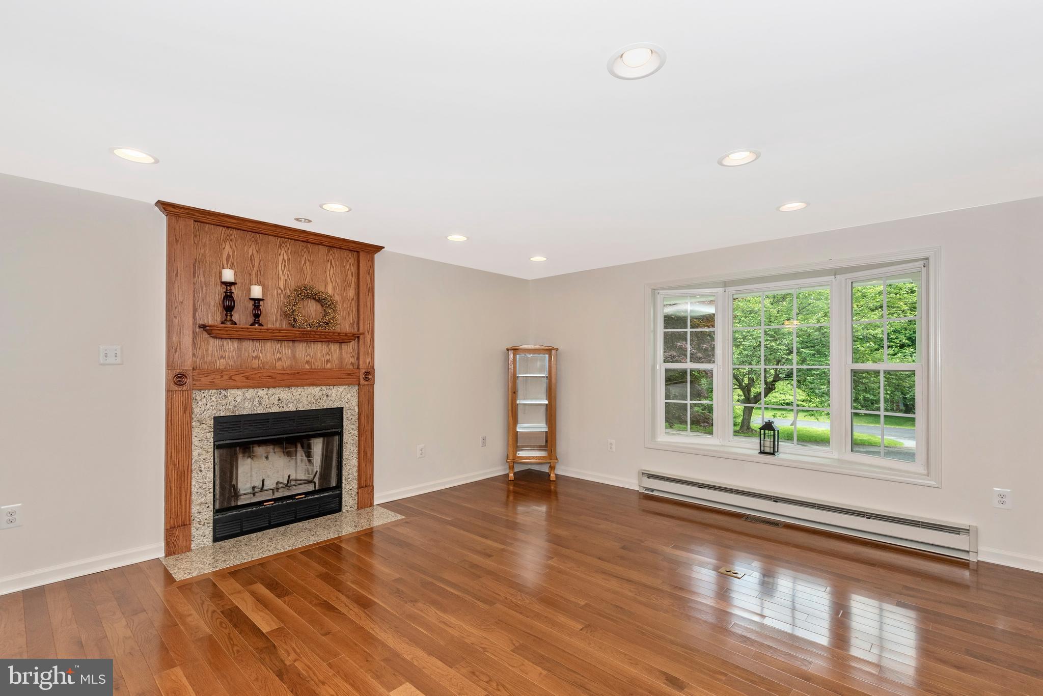 SPONSELLERS ADDITION - Residential