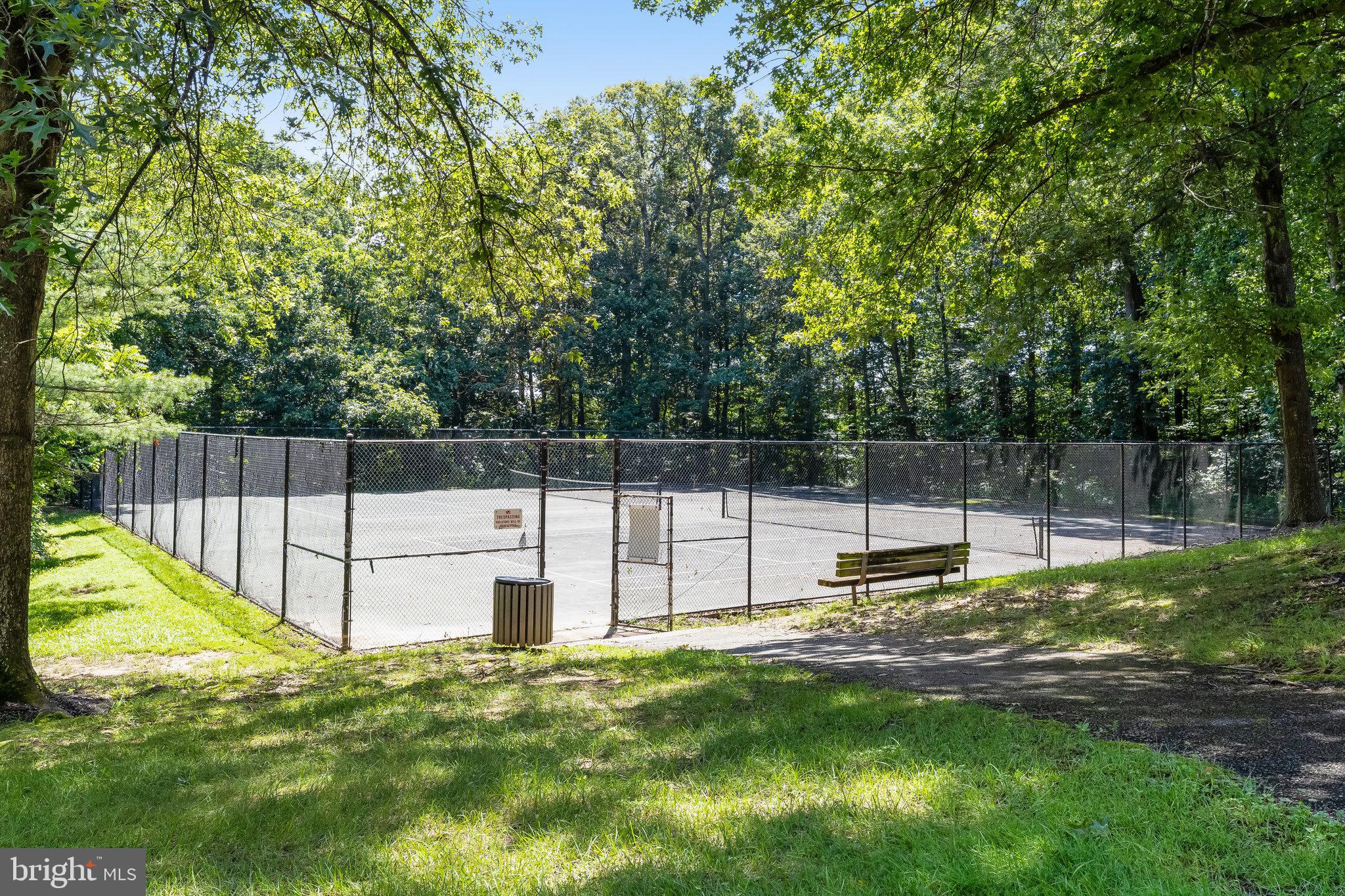 SPRINGFIELD OAKS - Residential Lease