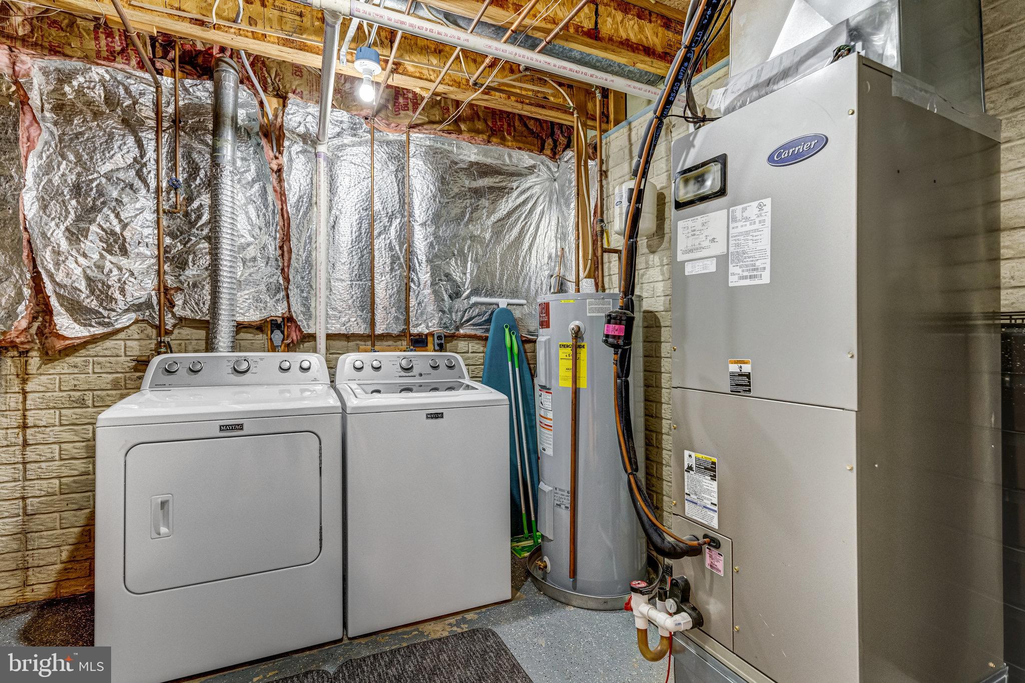 SPRINGFIELD OAKS - Residential Lease