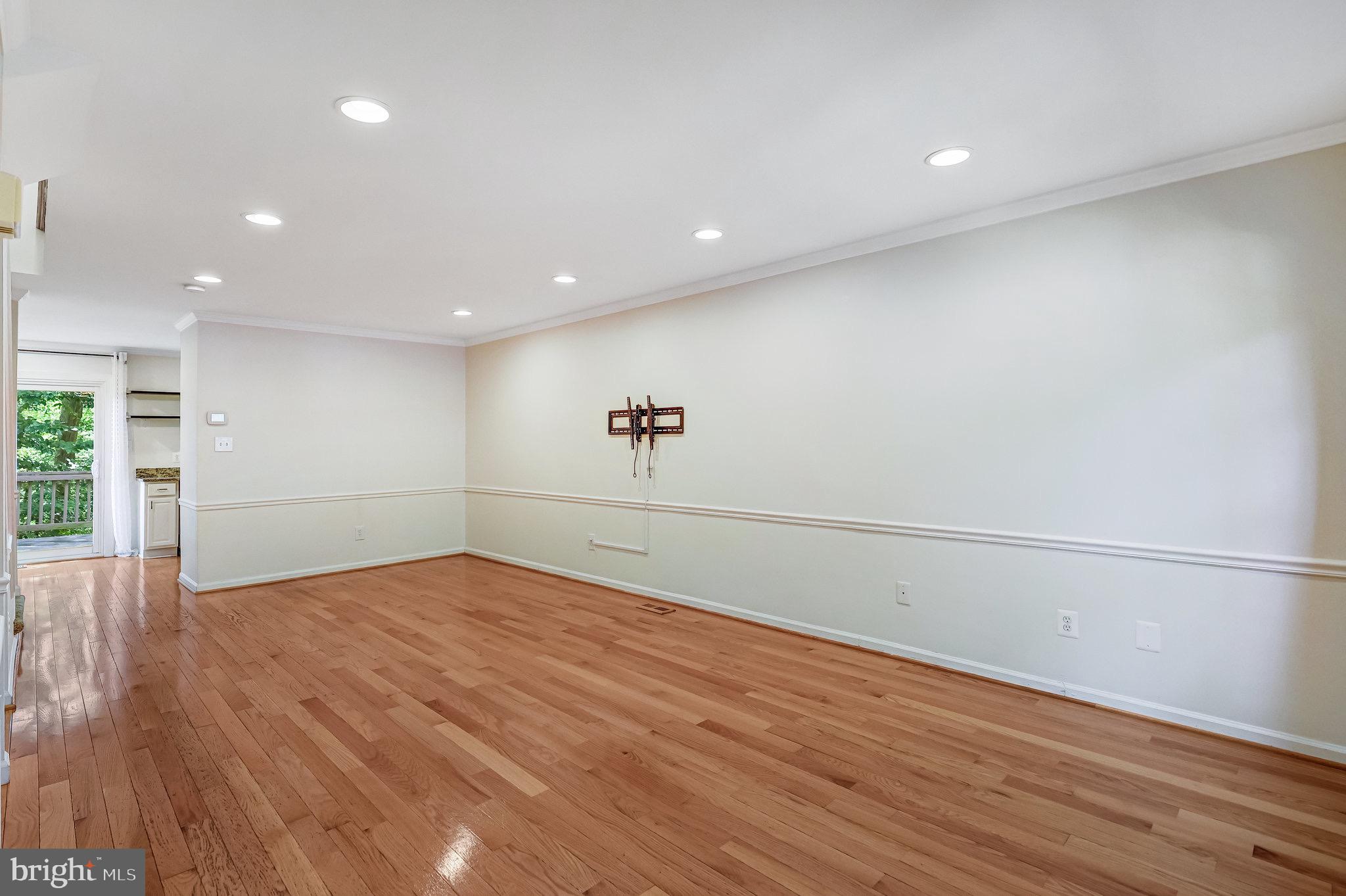 SPRINGFIELD OAKS - Residential Lease