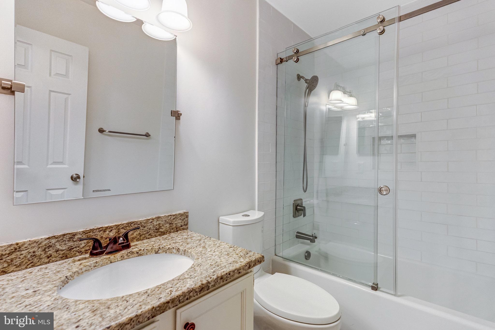 SPRINGFIELD OAKS - Residential Lease