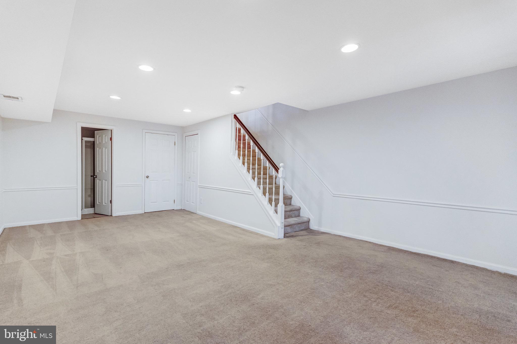 SPRINGFIELD OAKS - Residential Lease