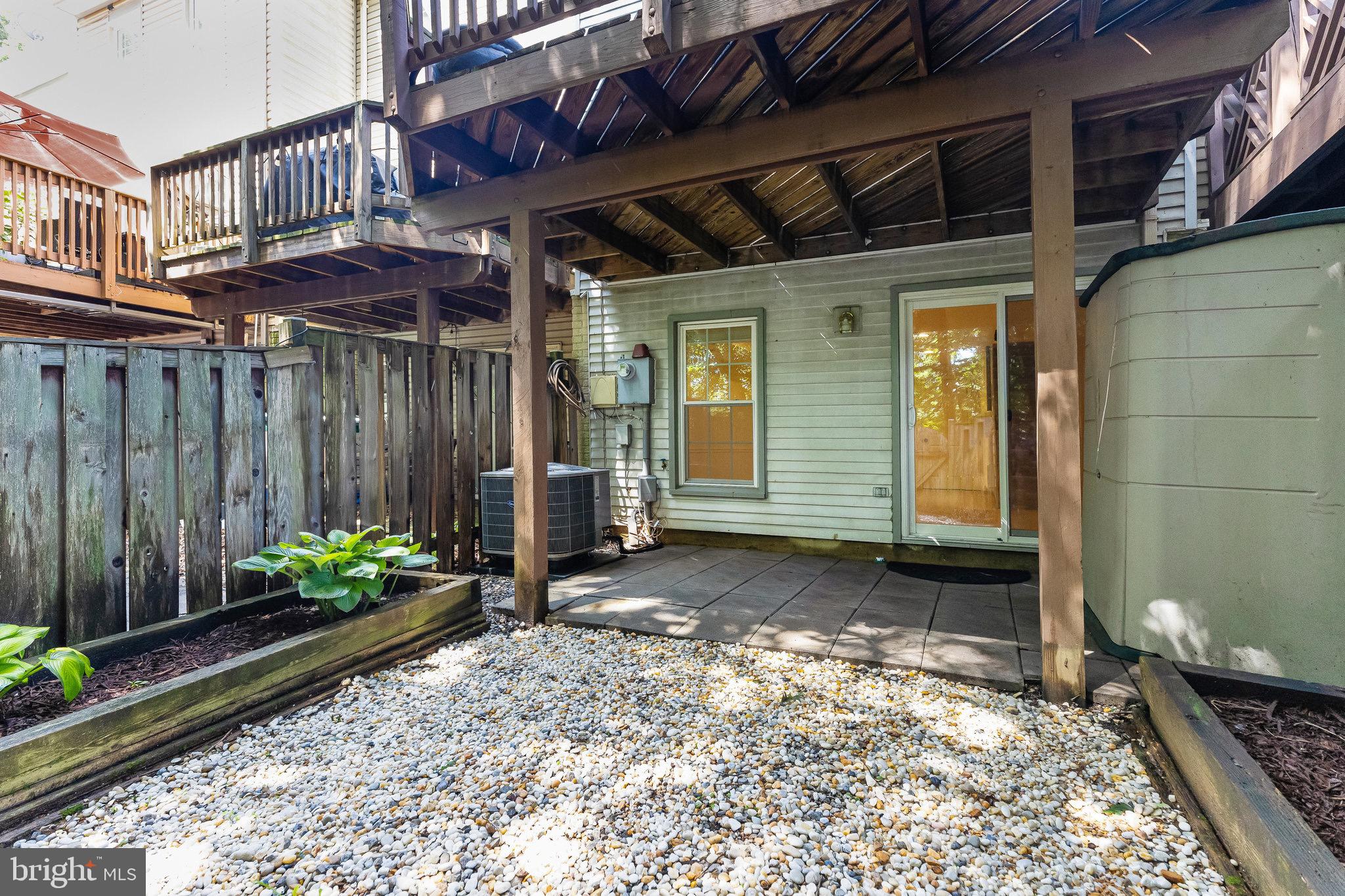 SPRINGFIELD OAKS - Residential Lease