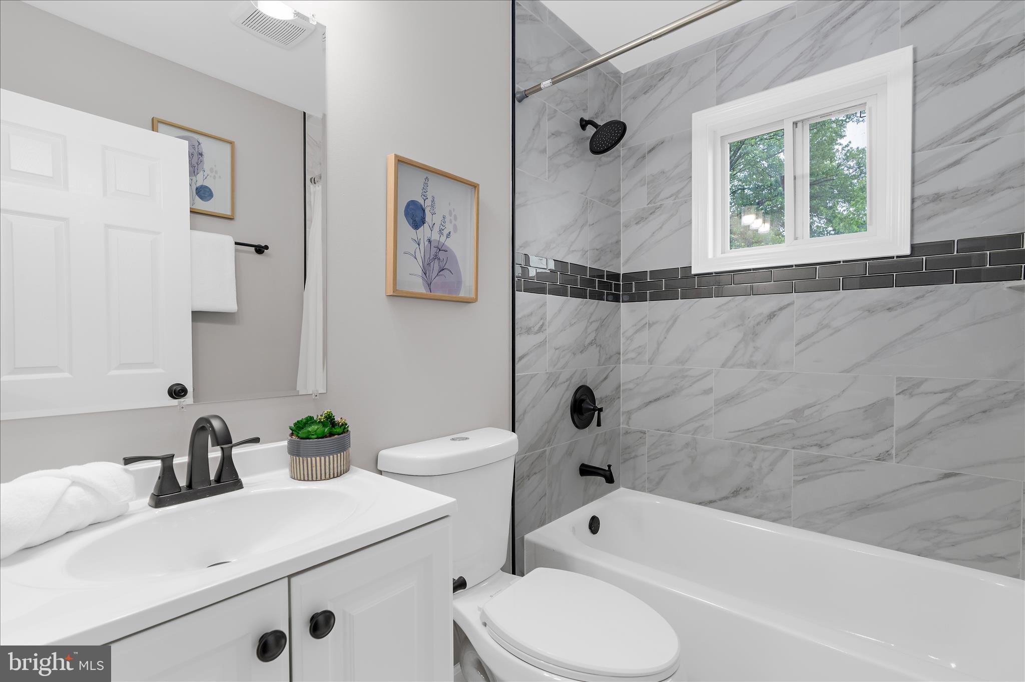 FAIRVIEW ESTATES - Residential