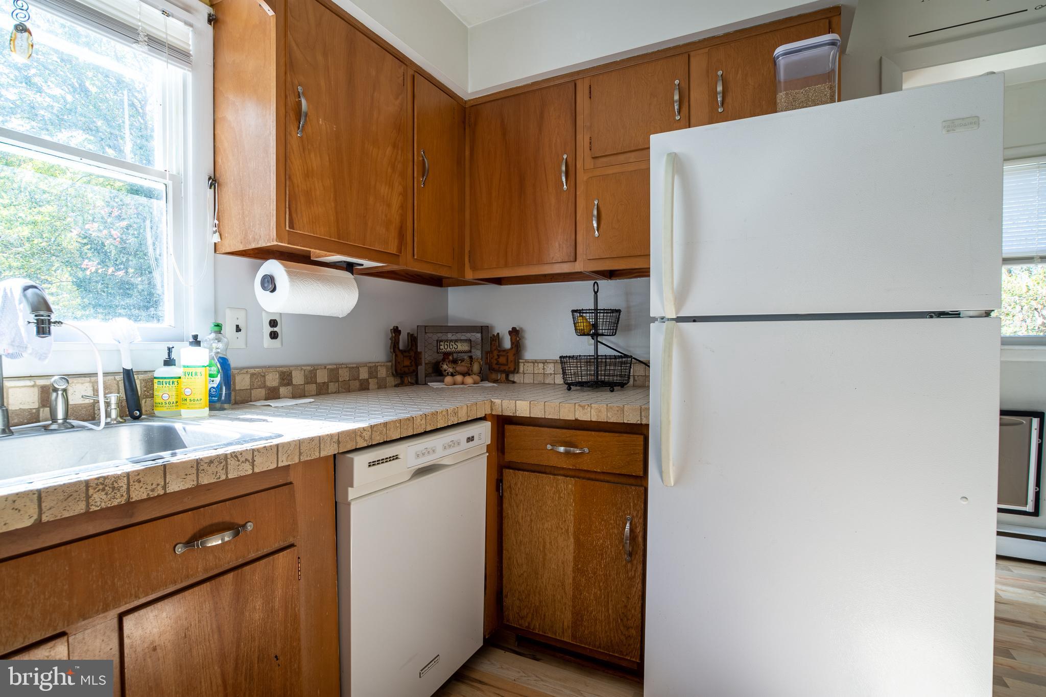 OAKLAND ESTATES - Residential