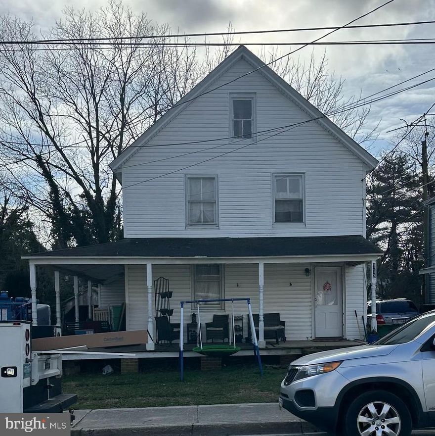 INVESTOR ALERT! Duplex- fully rented, completely renovated first floor with new flooring, cabinets, appliances and bath. Owners to install new roof prior to closing.