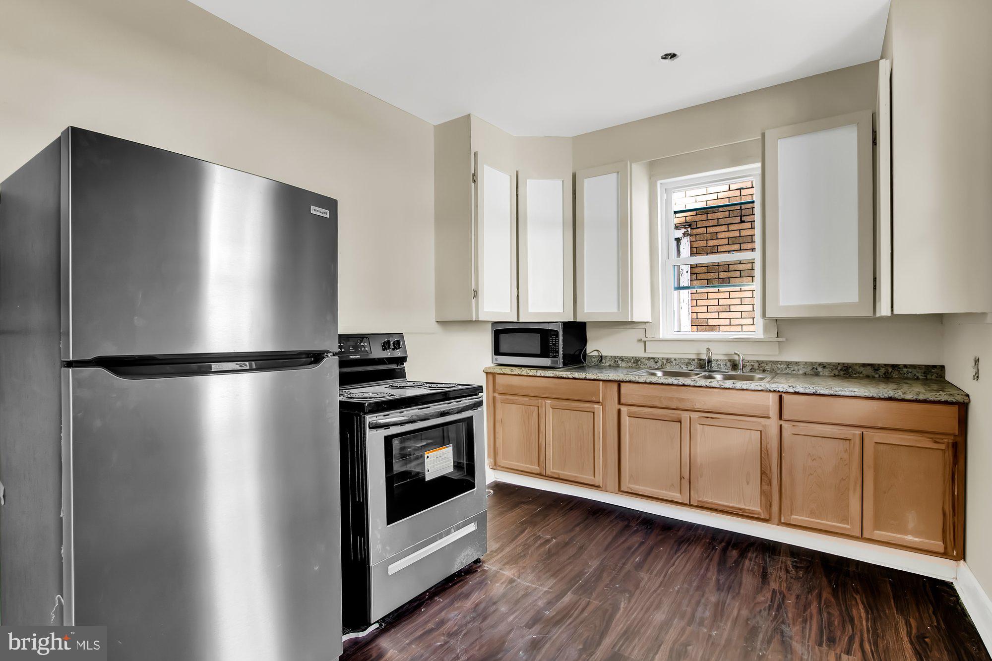 110 E MARKET STREET