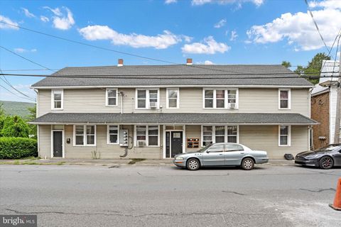 Photo of 110 E Market Street, WILLIAMSTOWN, PA 17098 (MLS # PADA2036308)