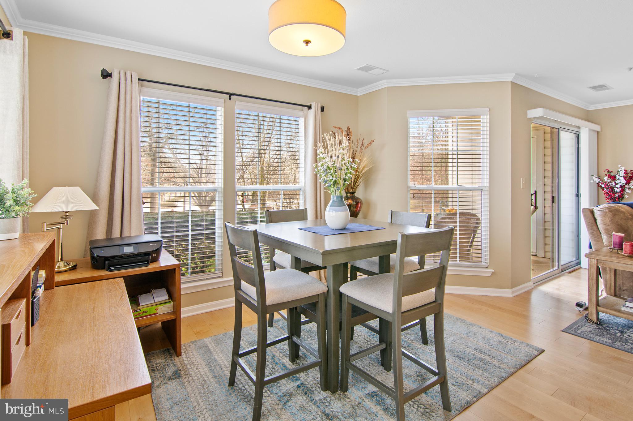 RUSSETT - Residential