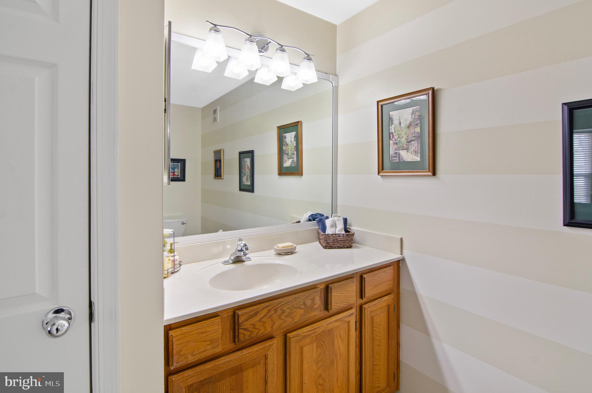 RUSSETT - Residential