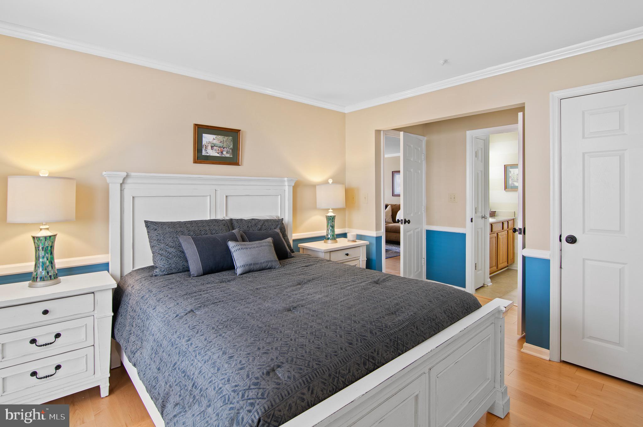 RUSSETT - Residential