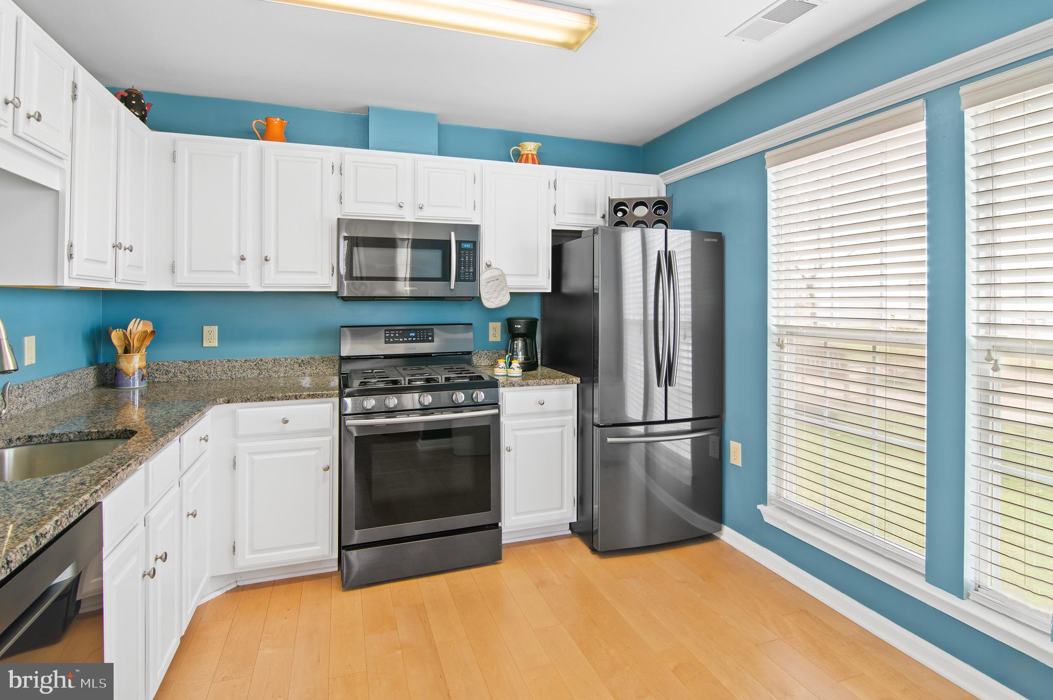 RUSSETT - Residential