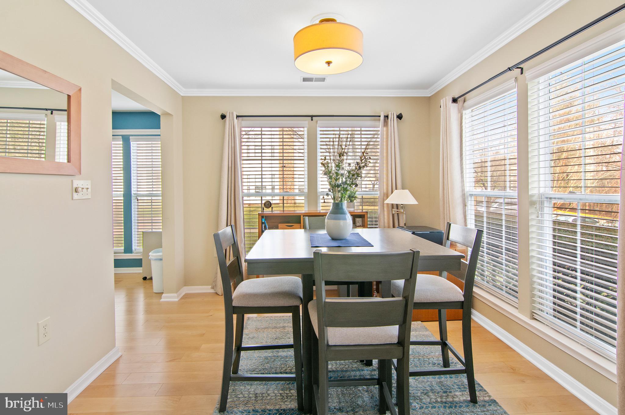 RUSSETT - Residential