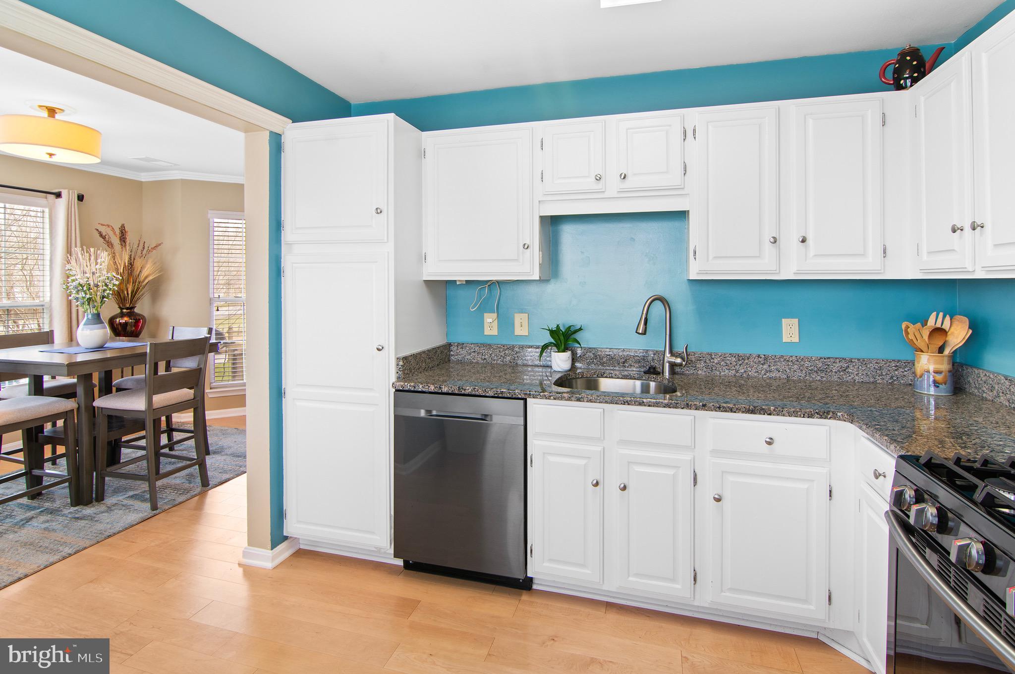 RUSSETT - Residential