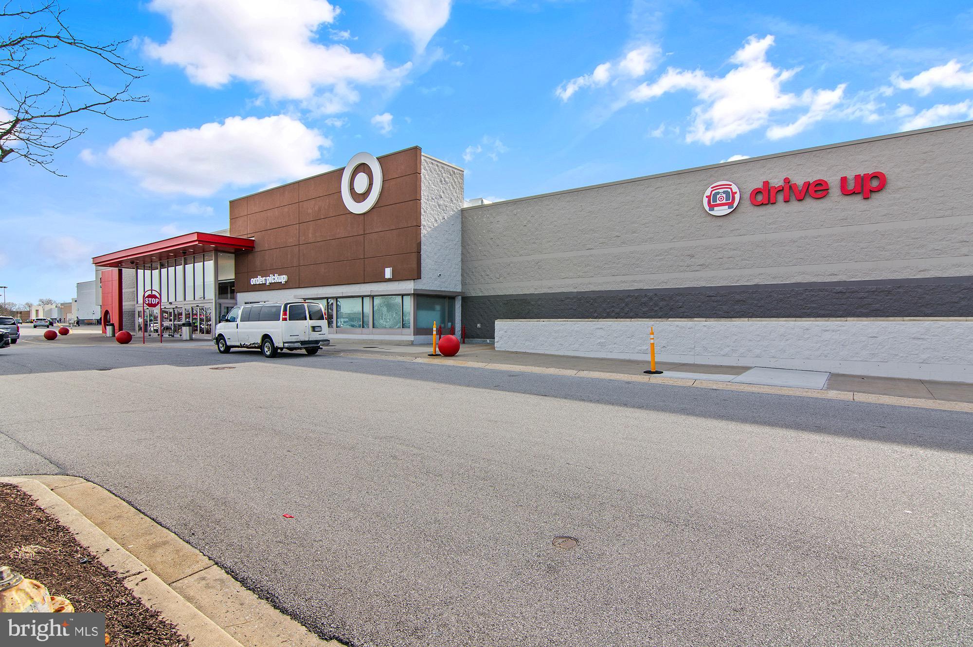 RUSSETT - Residential