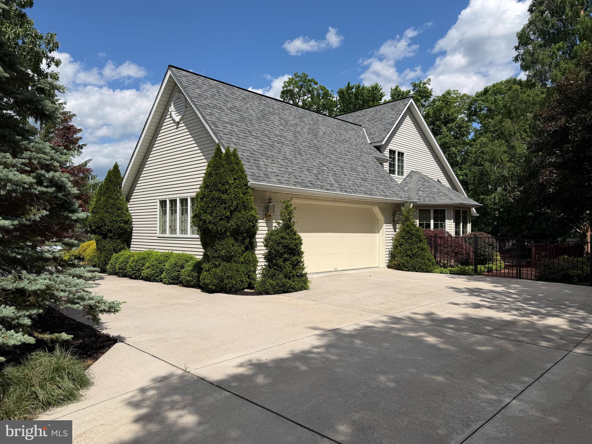 WOODLAND - Residential