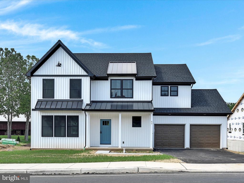 Photo of 7 Lantern Court, CARLISLE, PA 17013 (MLS # PACB2046426)