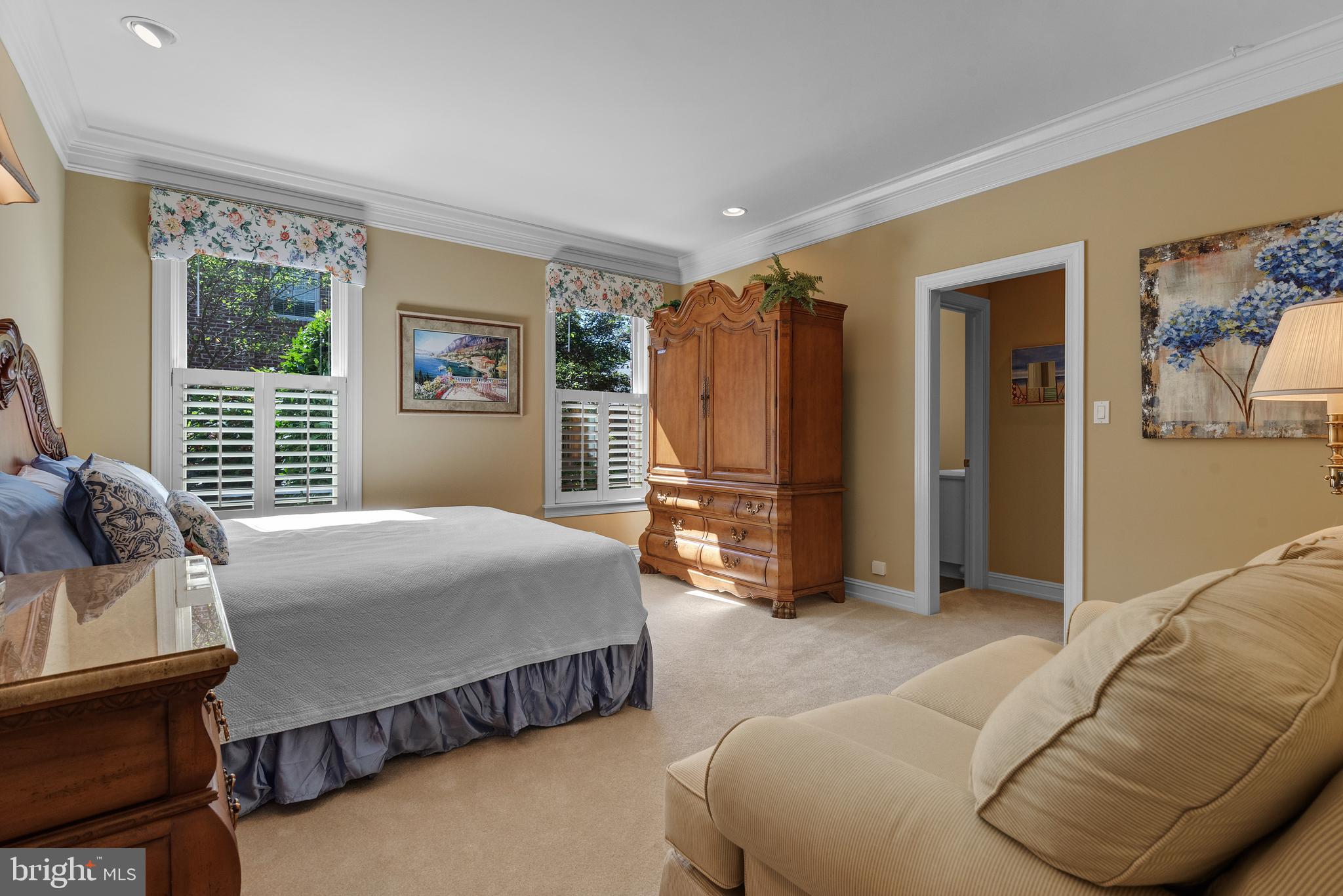 BRIDGEPORT - Residential